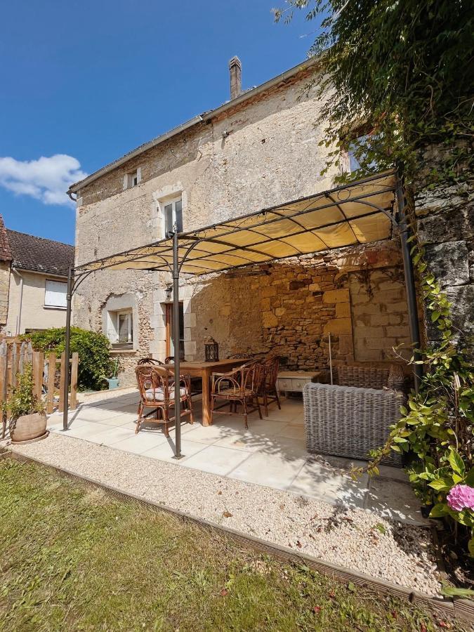 Joli Gite Pour 5 Personnes : Chez Cherrie Saint-Julien-de-Lampon Εξωτερικό φωτογραφία